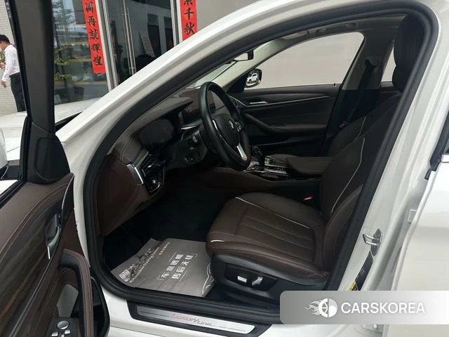 BMW 5 series PHEV id 4353801 из Китая 14