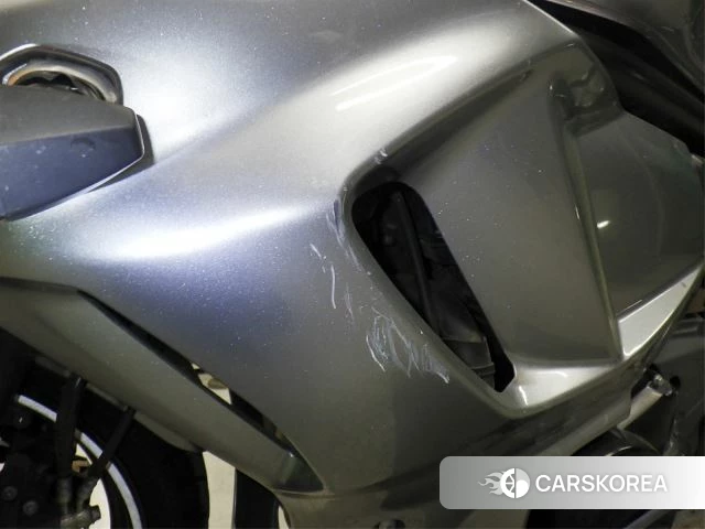 Suzuki BANDIT 1250F id 4183622 из Японии 14