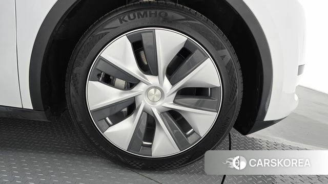 Tesla Model Y id 4442906 из Кореи 14