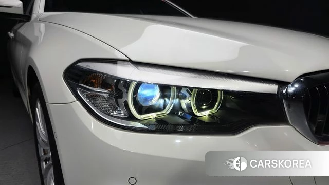BMW 5 Series (G30) id 4923725 из Кореи 14