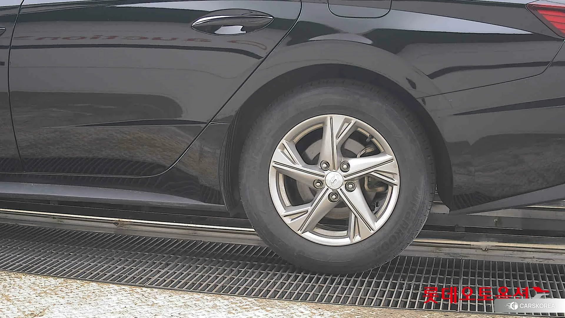 Hyundai Sonata id 3888316 из Кореи 14