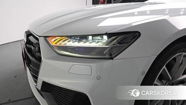 Audi A7 (4K) id 4464875 из Кореи 14
