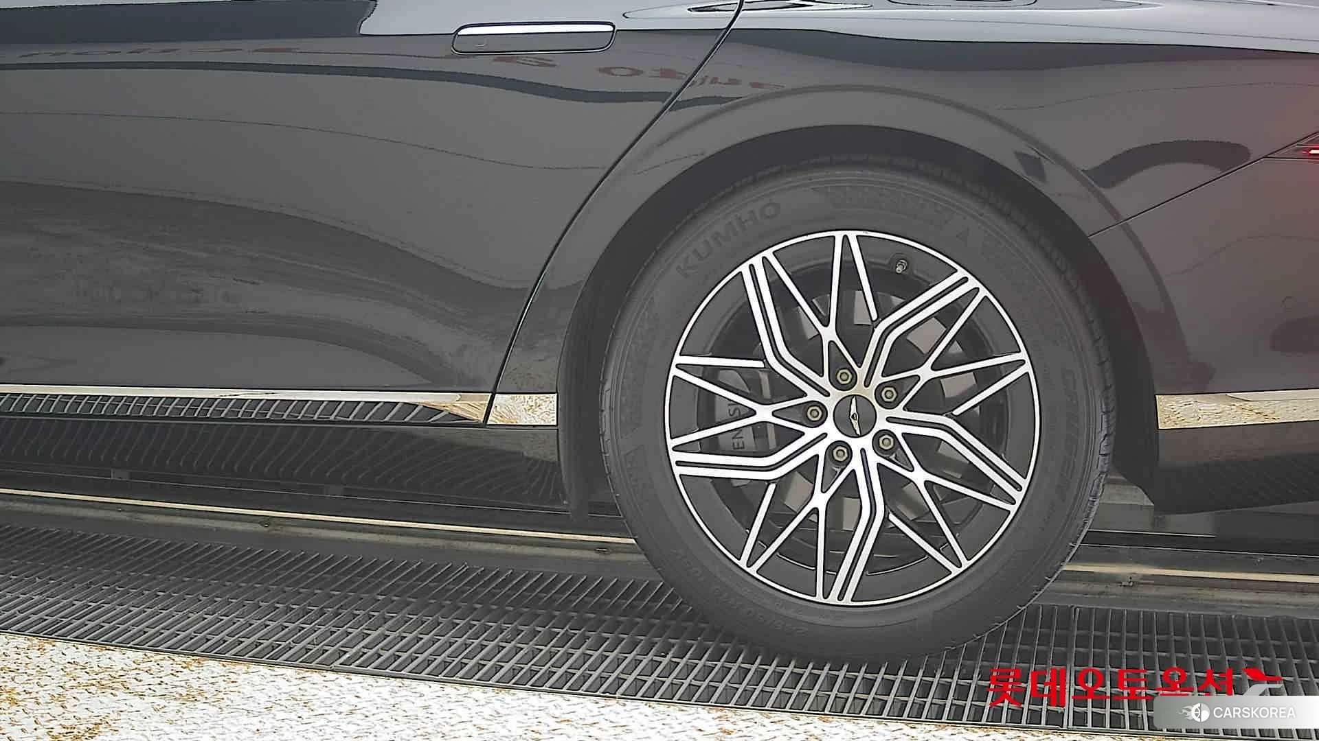 Hyundai G90 id 4902574 из Кореи 14
