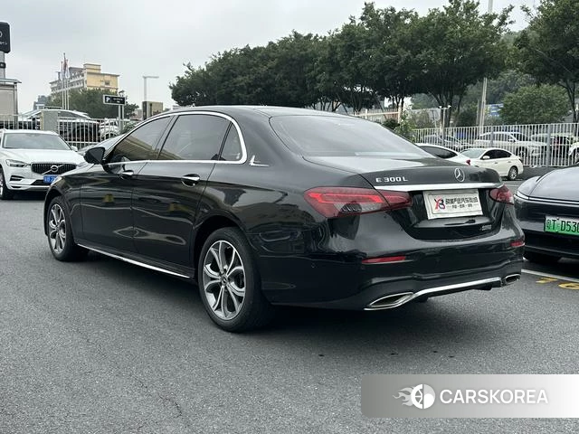 Mercedes-Benz E-class id 4290378 из Китая 14