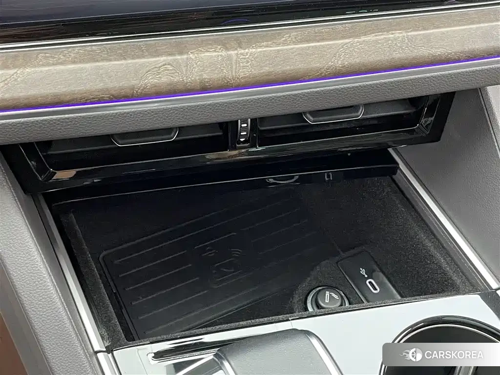 Volkswagen Touareg id 4577448 из Китая 14