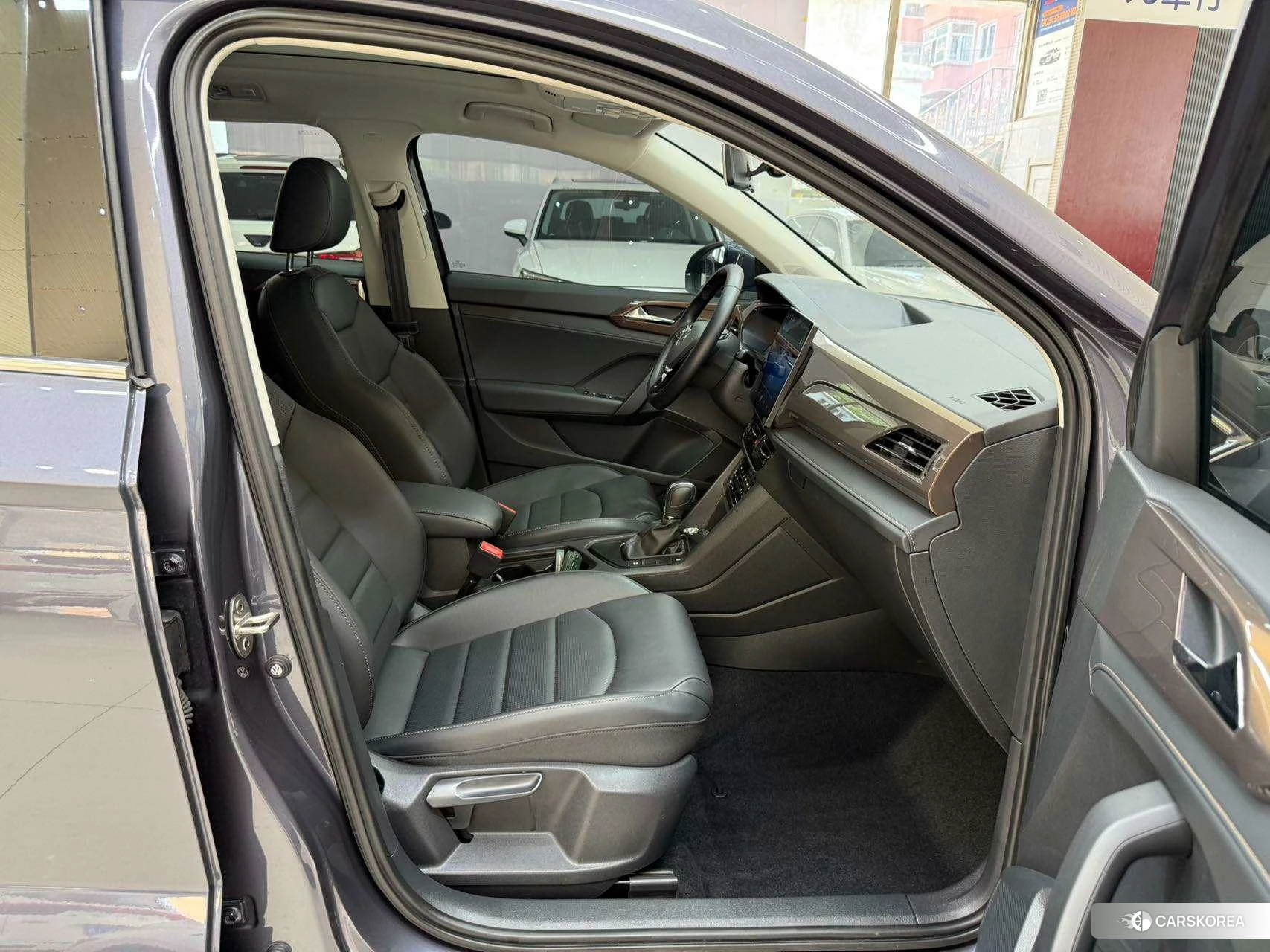 Volkswagen Tuyue id 4487187 из Китая 14