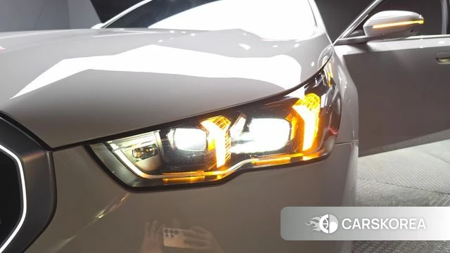BMW 5 Series (G60) id 4655403 из Кореи 14