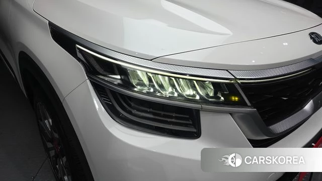 Kia Seltos id 4424188 из Кореи 14