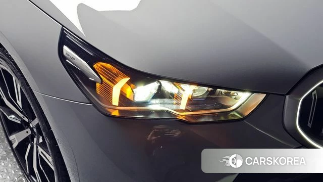 BMW 5 Series (G60) id 4349163 из Кореи 14