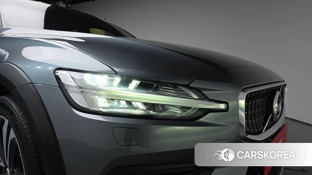 Volvo V60 Cross-Country 2nd Generation id 4746235 из Кореи 14