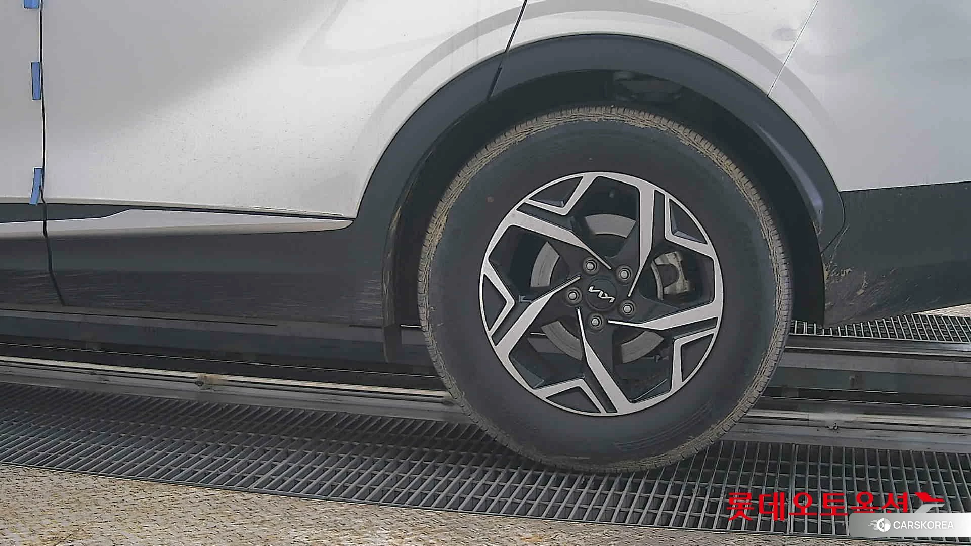 Kia Sportage id 3869385 из Кореи 14