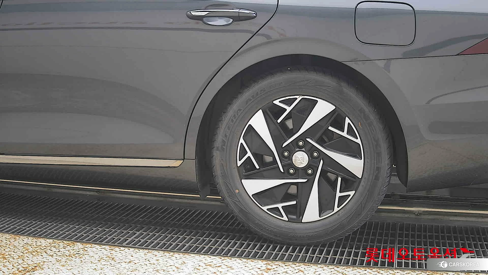 Hyundai Grandeur Hybrid id 4674153 из Кореи 14
