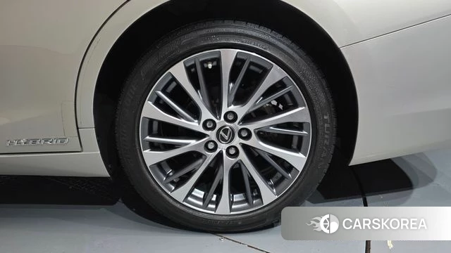 Lexus ES300h 7th generation id 4785466 из Кореи 14