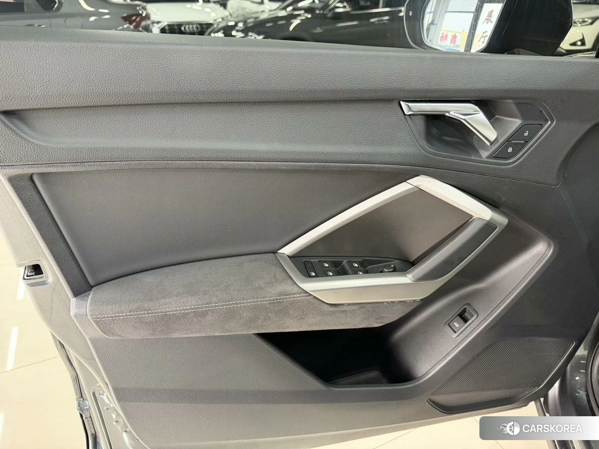 Audi Q3 id 4419514 из Китая 14