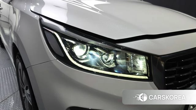 Kia The New Carnival id 4424393 из Кореи 14
