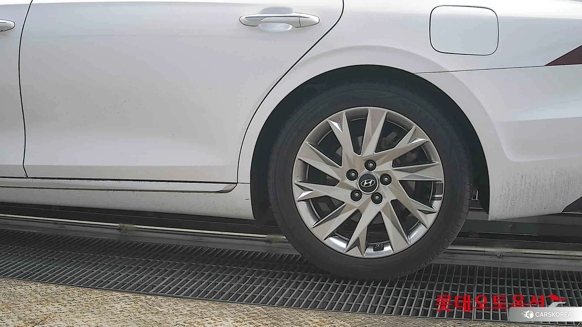 Hyundai Grandeur Hybrid id 3875705 из Кореи 14