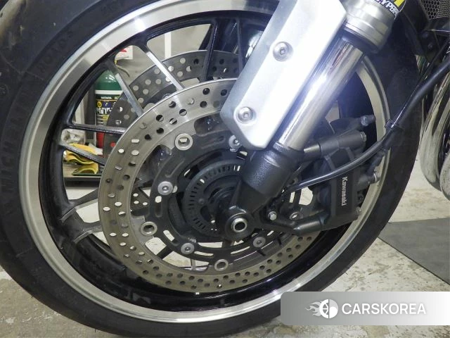 Kawasaki Z900RS id 3949188 из Японии 14