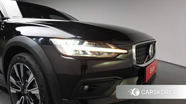 Volvo V60 Cross-Country 2nd Generation id 4753516 из Кореи 14