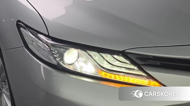 Toyota Camry (XV70) id 4717993 из Кореи 14