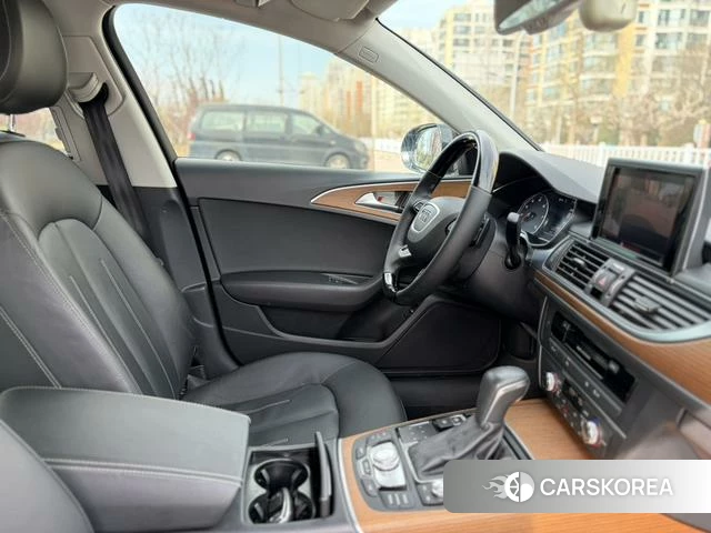 Audi A6L id 4253459 из Китая 14