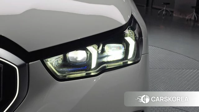 BMW 5 Series (G60) id 4834553 из Кореи 14