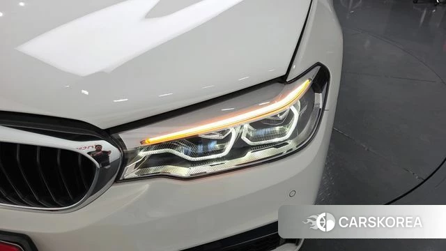 BMW 5 Series (G30) id 4389833 из Кореи 14