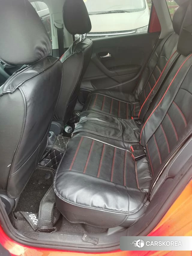 Volkswagen Polo id 4240482 из Китая 14