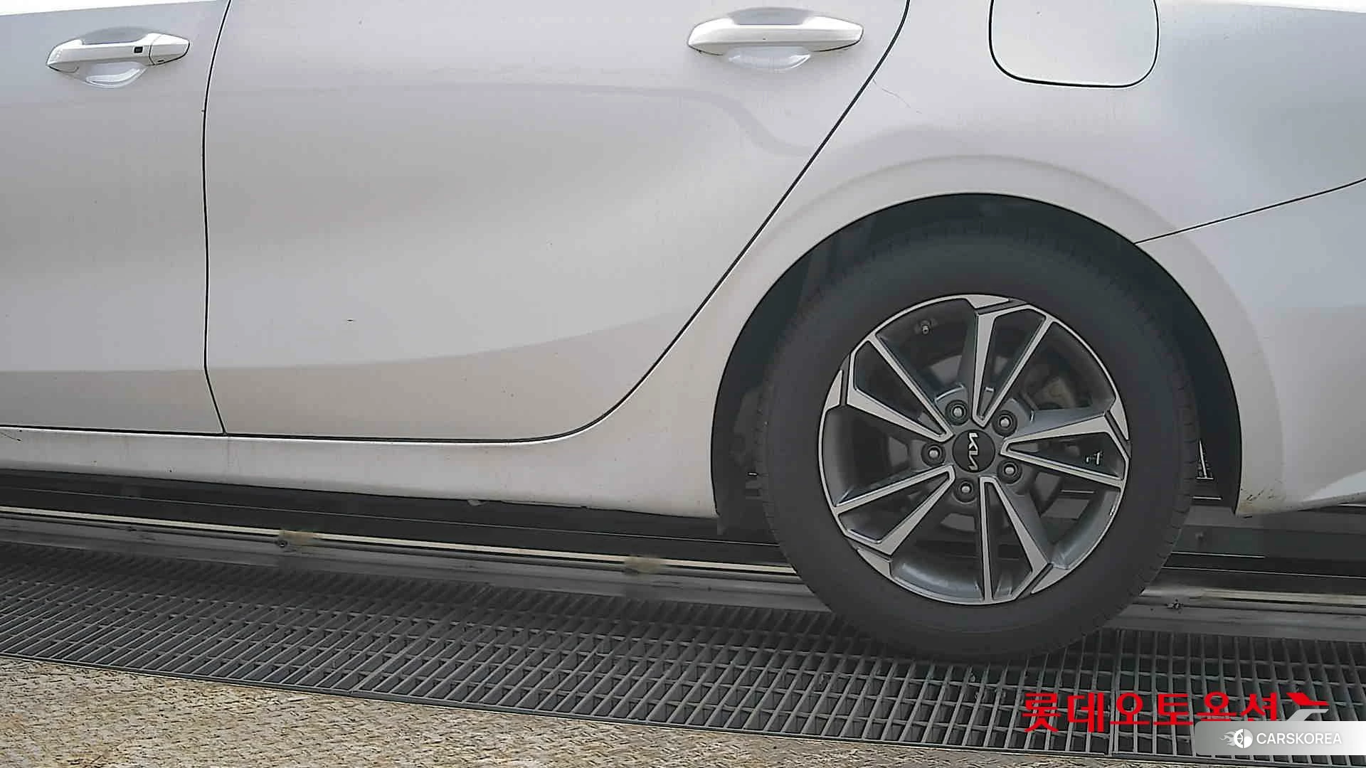 Kia K3 id 3869442 из Кореи 14