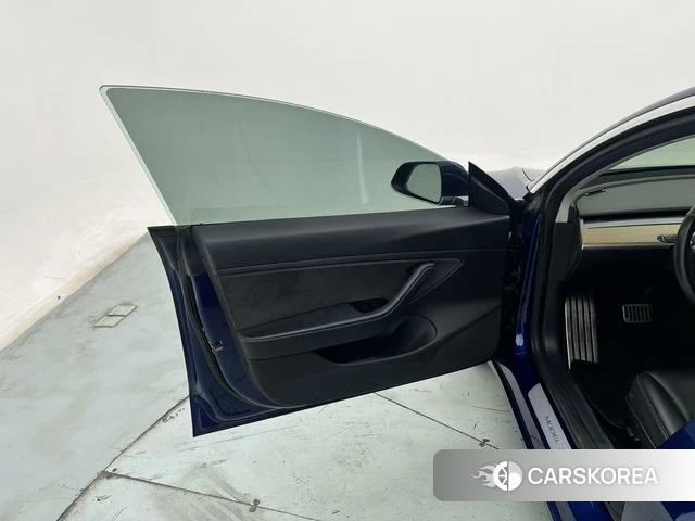 Tesla Model 3 (imported) id 3863633 из Китая 14