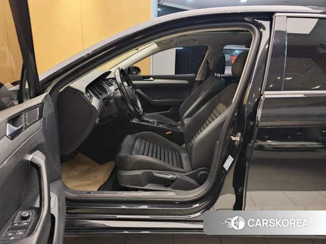 Volkswagen Magotan id 4261946 из Китая 14