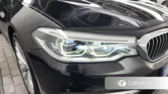 BMW 5 Series (G30) id 4620571 из Кореи 14