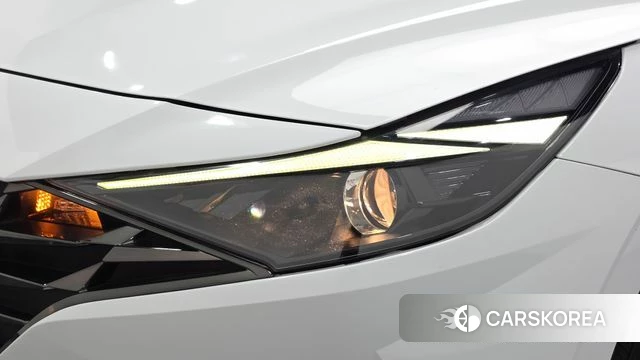 Hyundai Avante Hybrid (CN7) id 4917418 из Кореи 14