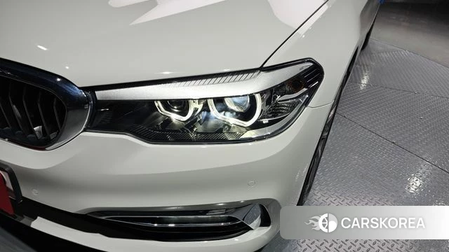 BMW 5 Series (G30) id 4250992 из Кореи 14