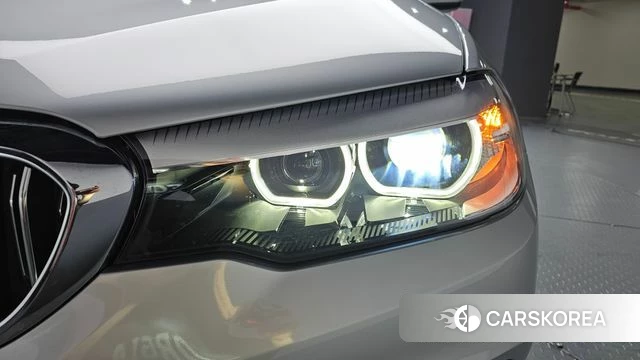 BMW 5 Series (G30) id 4356802 из Кореи 14