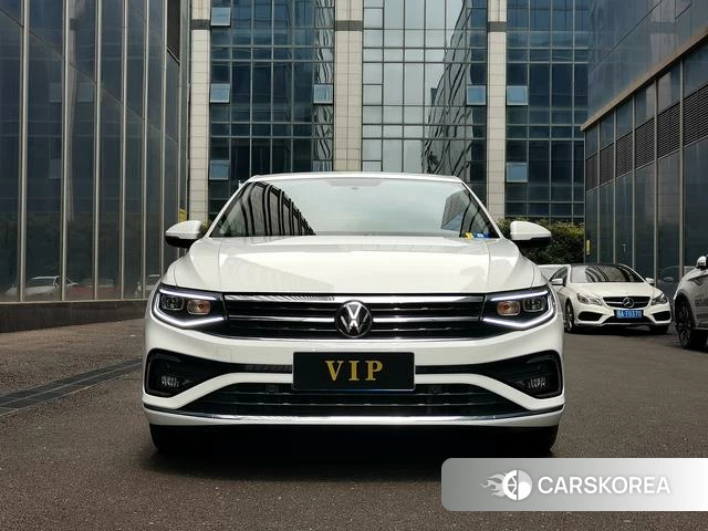 Volkswagen Bora id 4258773 из Китая 14