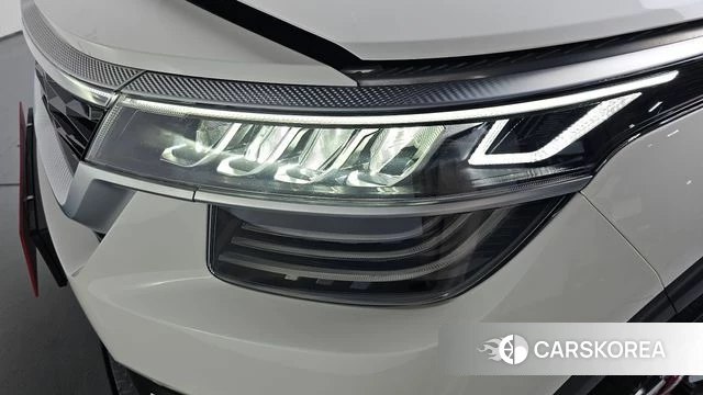 Kia Seltos id 4535337 из Кореи 14