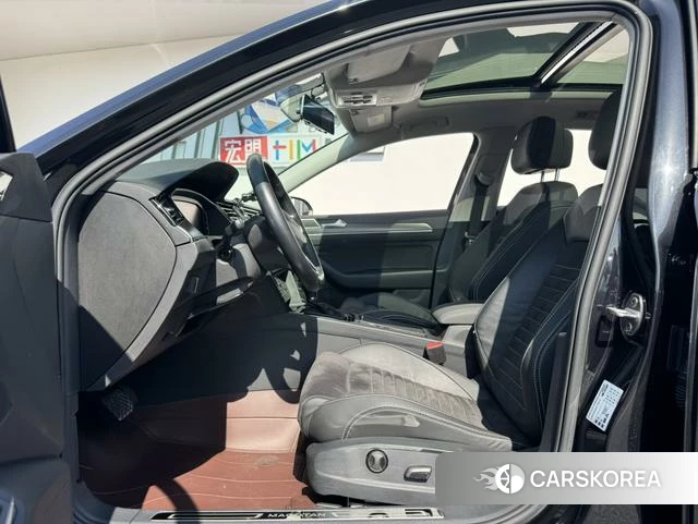 Volkswagen Magotan id 4394045 из Китая 14