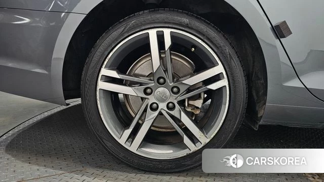 Audi A4 (B9) id 4794432 из Кореи 14