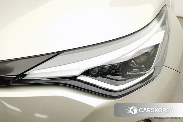 Toyota C-HR id 4276269 из Китая 14
