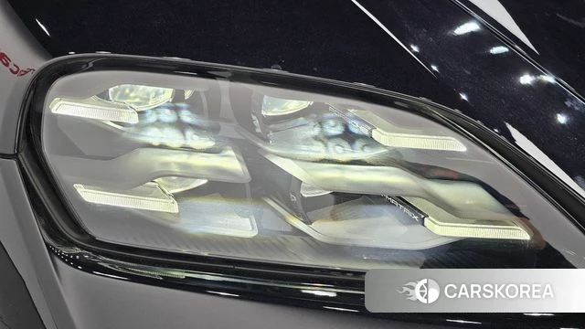 Porsche Taycan id 4590420 из Кореи 14