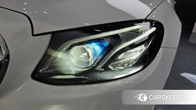 Mercedes-Benz E-Class W213 id 4447401 из Кореи 14
