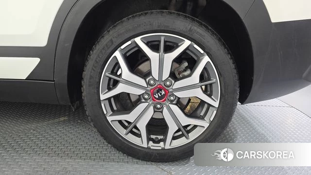 Kia Seltos id 4331079 из Кореи 14