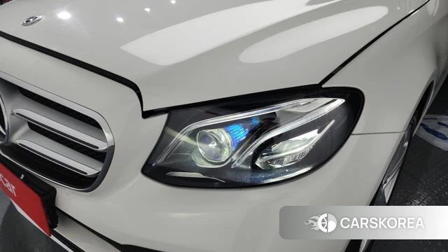 Mercedes-Benz E-Class W213 id 4251268 из Кореи 14