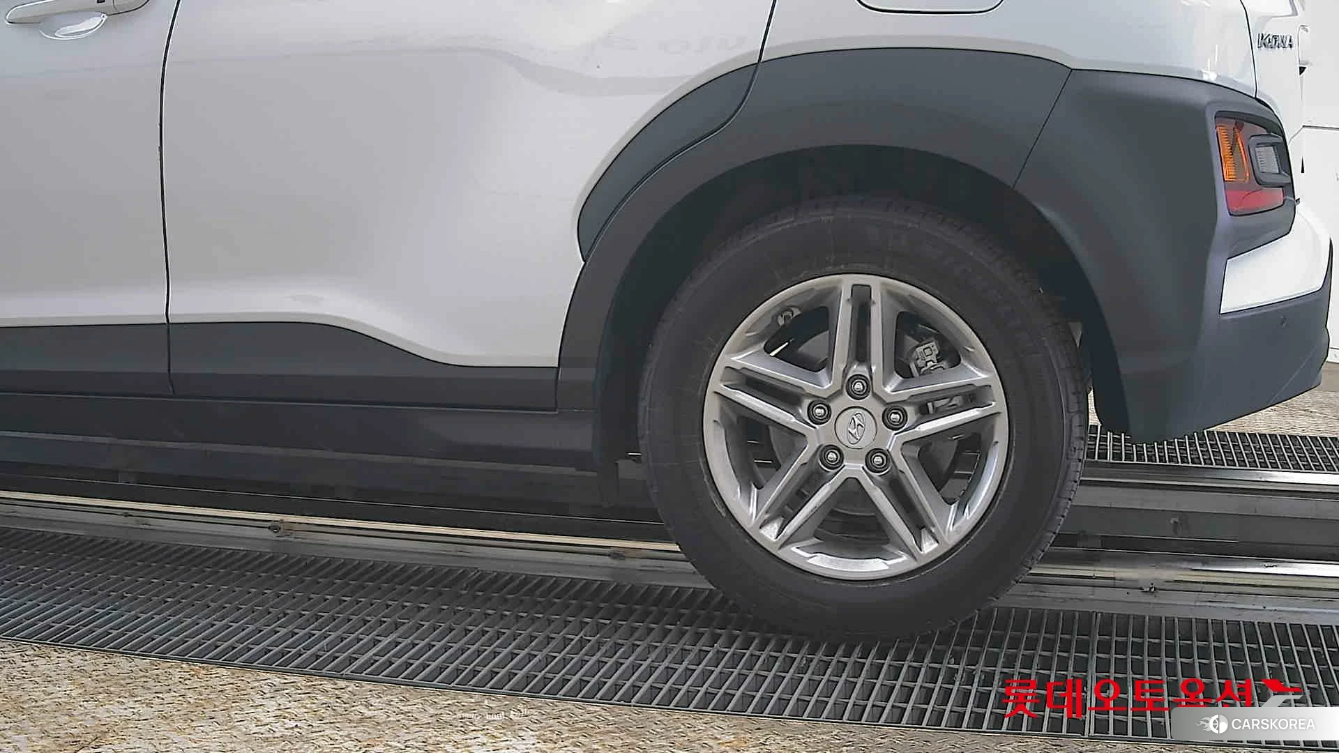 Hyundai Kona id 3882079 из Кореи 14