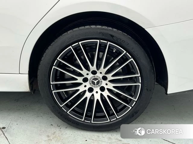 Mercedes-Benz Class C id 4313835 из Китая 14