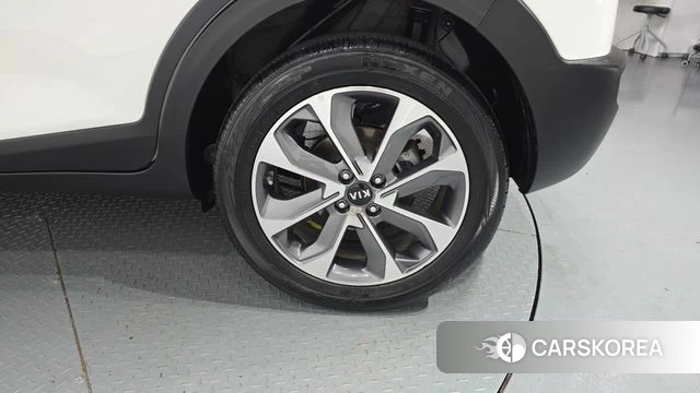 Kia Stonic id 4765163 из Кореи 14