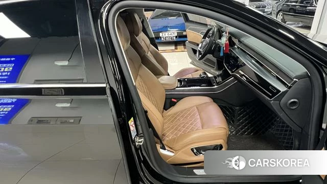 Audi A8 id 4259413 из Китая 14