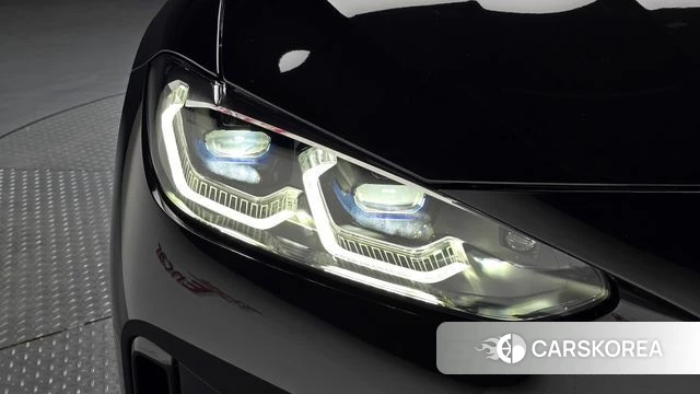 BMW i4 id 4692449 из Кореи 14