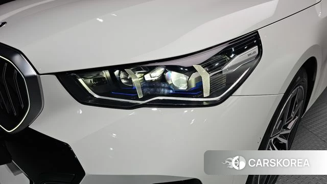 BMW 5 Series (G60) id 4548637 из Кореи 14