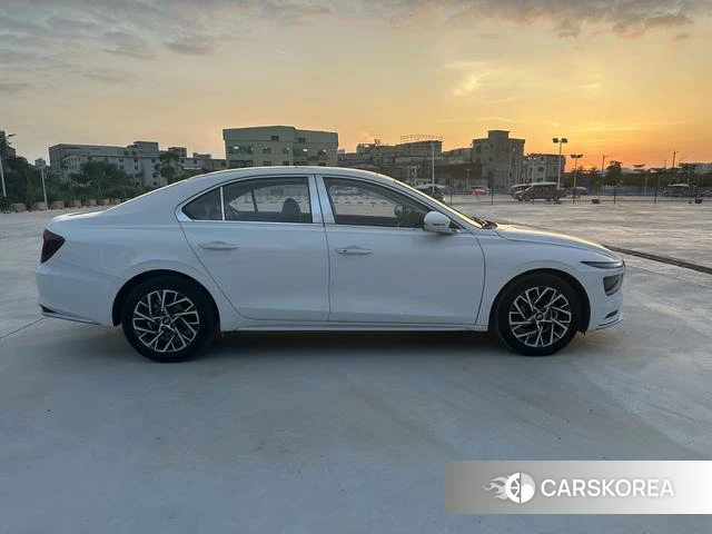 Hyundai Name picture id 4277484 из Китая 14